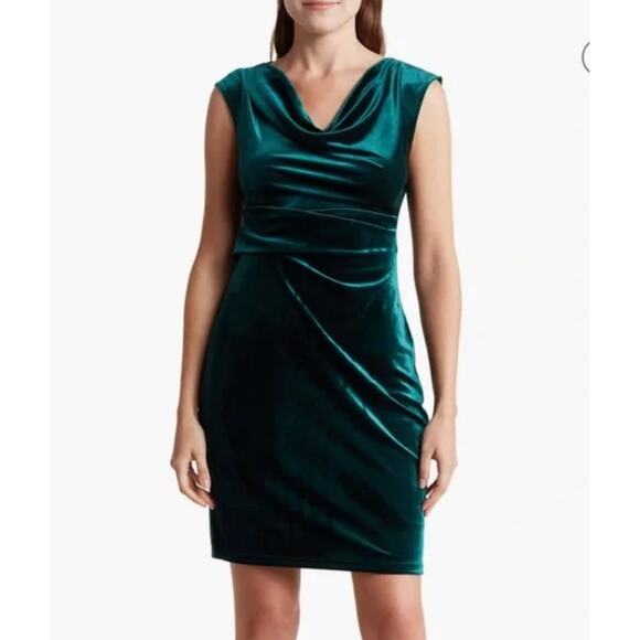 Vince Camuto Green Velvet Pencil Bodycon Dress Size 10 - Picture 1 of 6